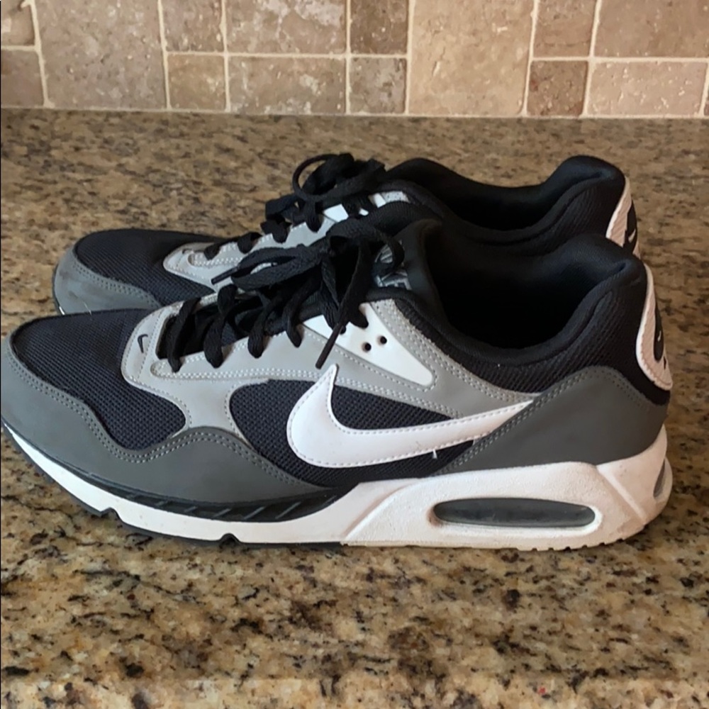 Men’s Nike Airmax